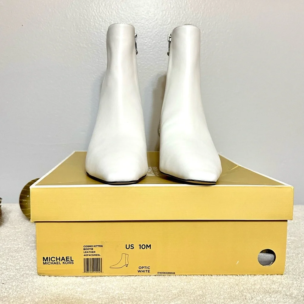 Michael Kors Cosmo Leather Kitten Heel Boot - Size 10 - Picture 7 of 9